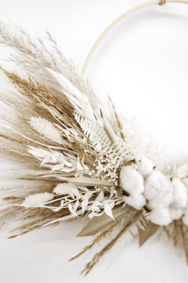 dried floral hoop