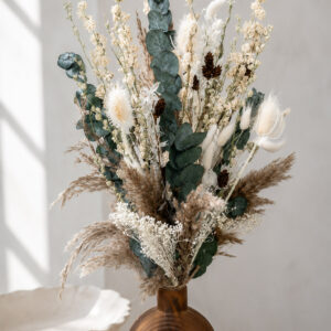 Trockenblumenstrauß "euka meets delphinium"