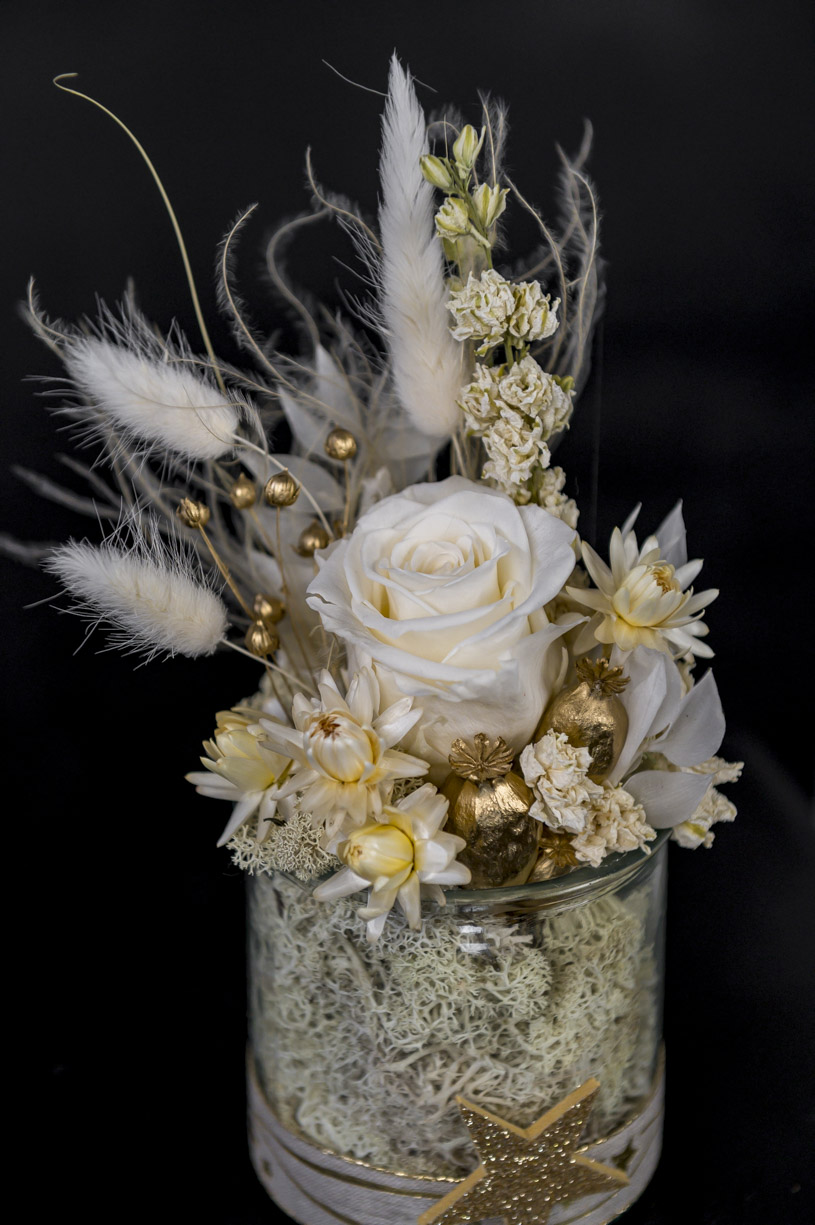 Trockenblumen - Trockenblumenstrauß - Pampasgras - Trockenblumengesteck "gold'n xmas" – Bild 2