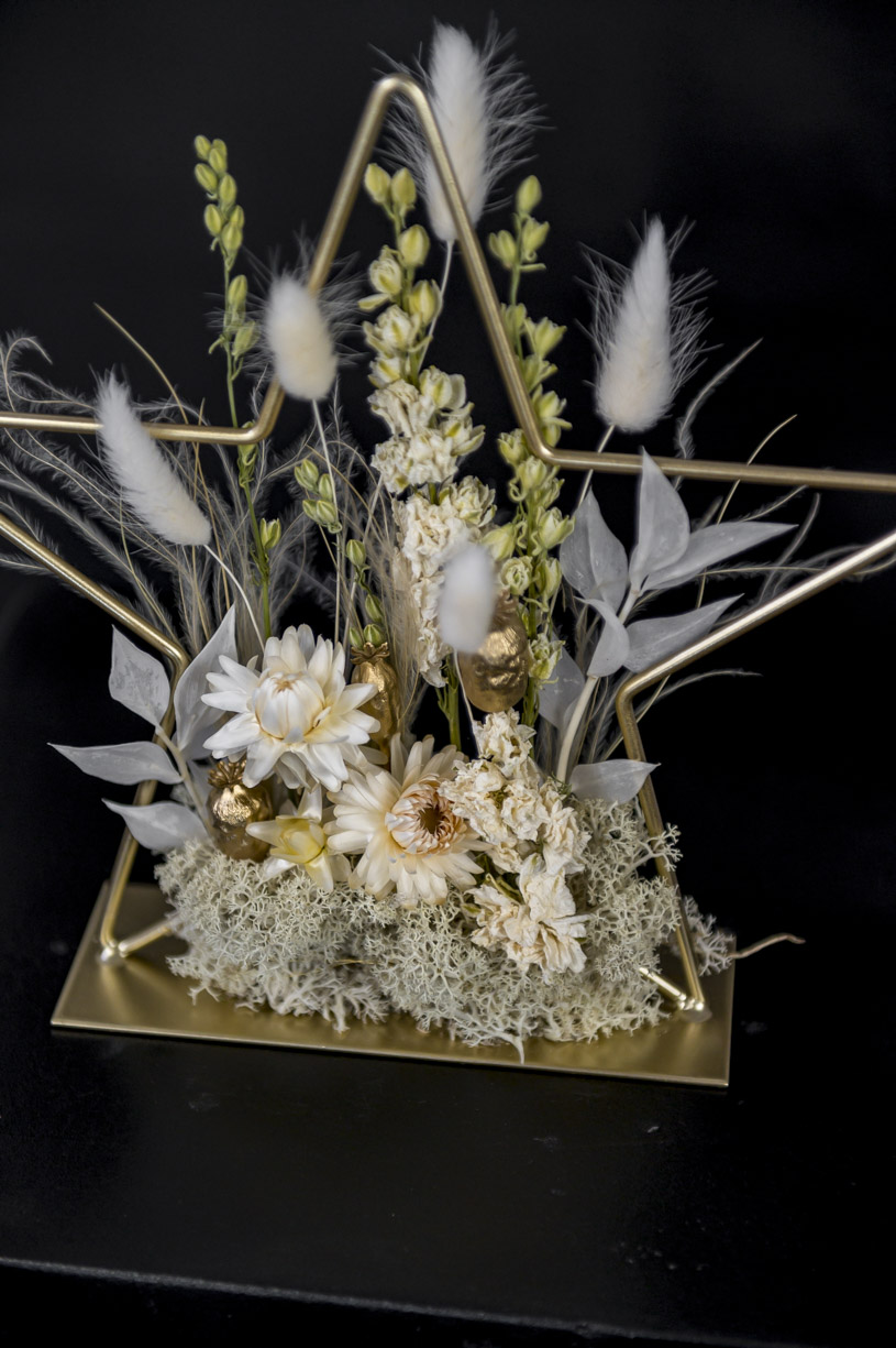 Trockenblumen - Trockenblumenstrauß - Pampasgras - Metallstern mit Trockenblumen "gold'n xmas" – Bild 2
