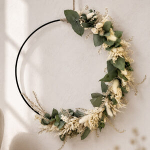 Flower Hoop "Euca meets white"